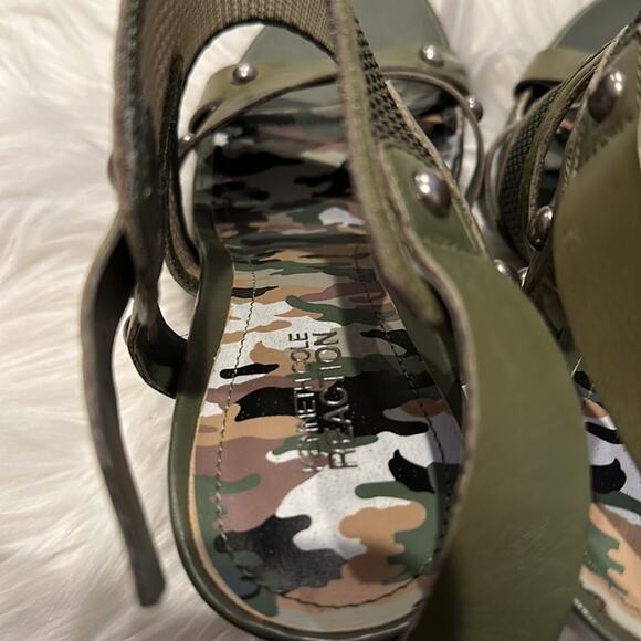 Kenneth Cole Reaction | High heel Mesh Sandals Size 8.5 - Picture 4 of 11